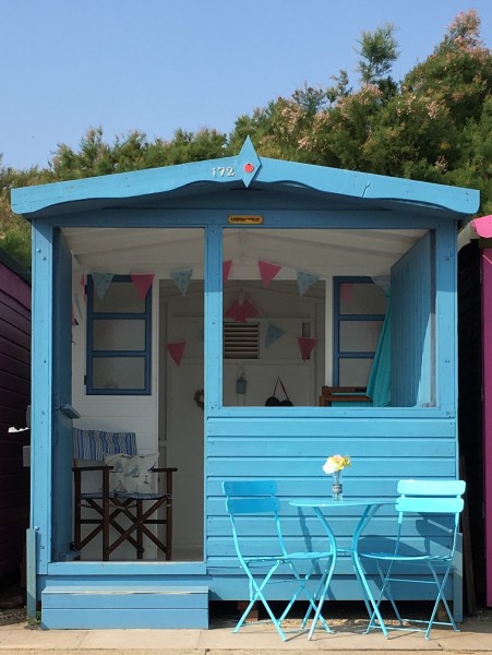 Bertie Hut Walton on the Naze